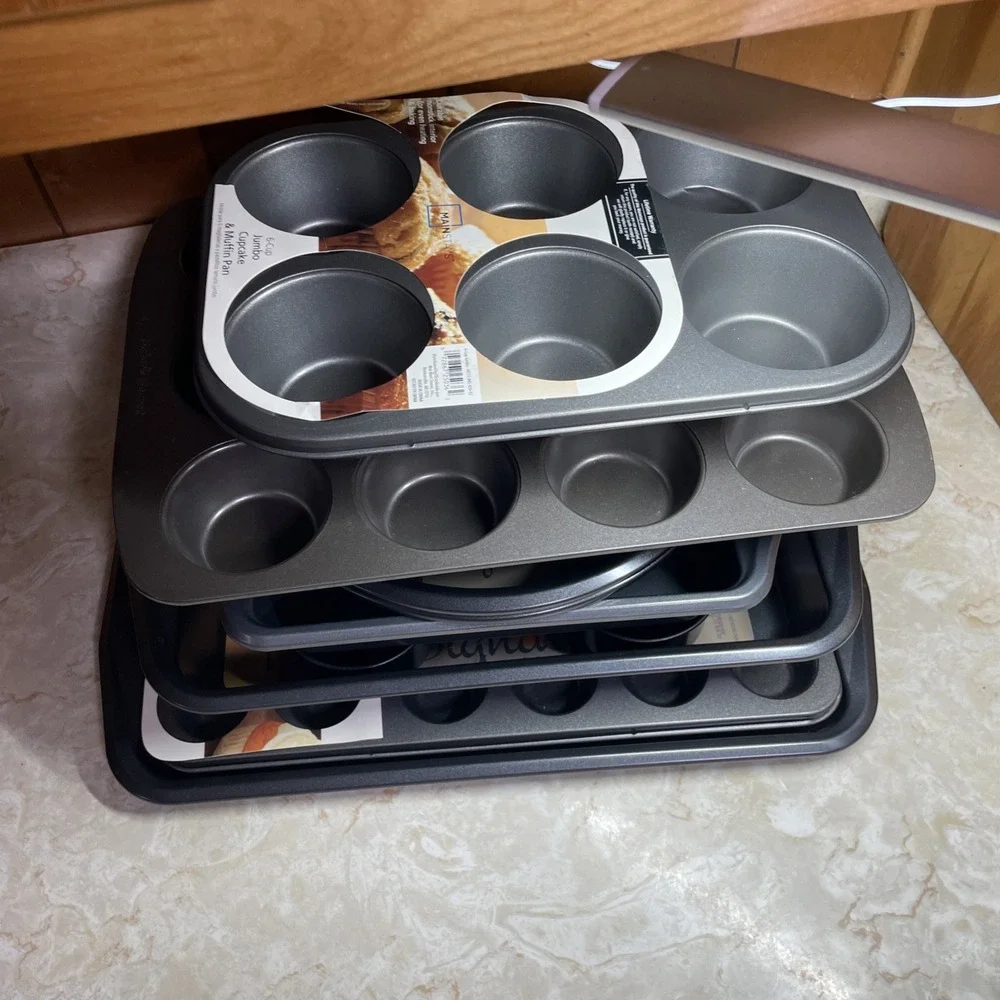 Large set of versatile Baking pans, forms, non-stick, most NEW with tags‎
